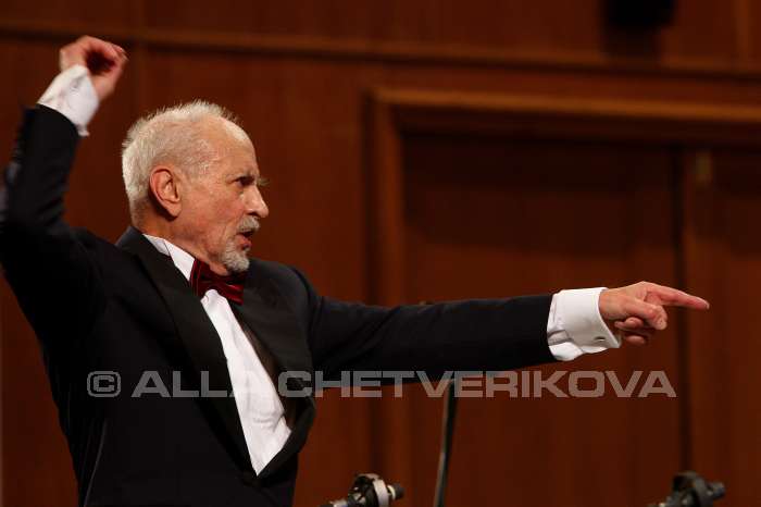 Владимир Минин в юбилейном концерте. © Алла Четверикова